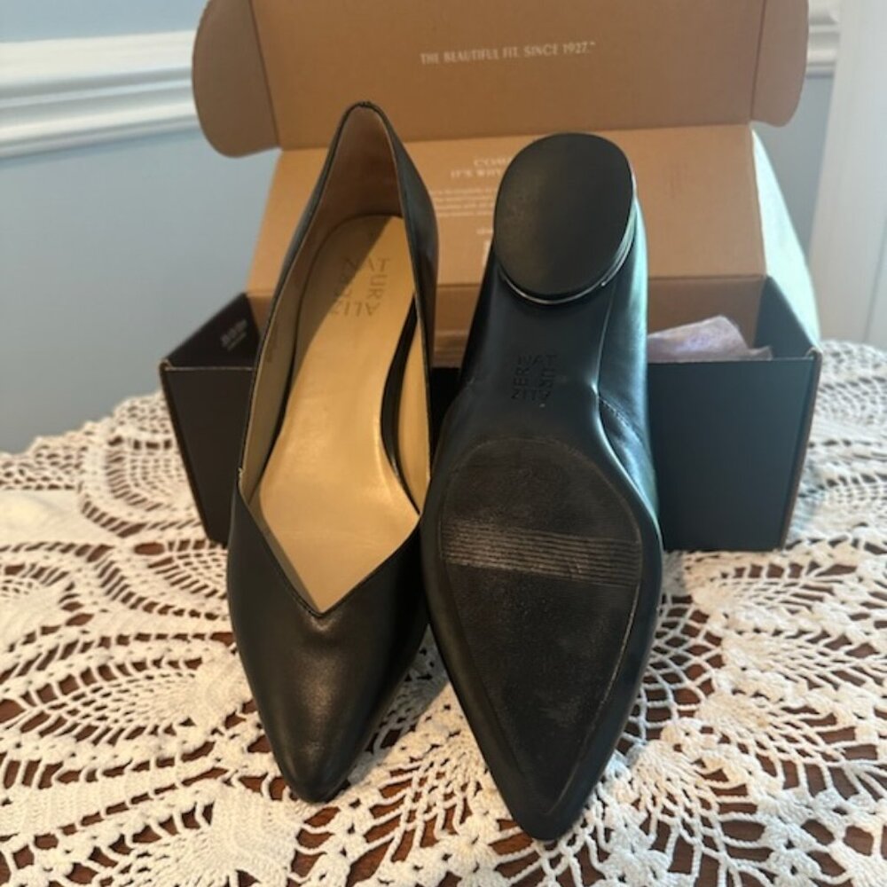 Naturalizer "Havana" Pointed-toe Flats